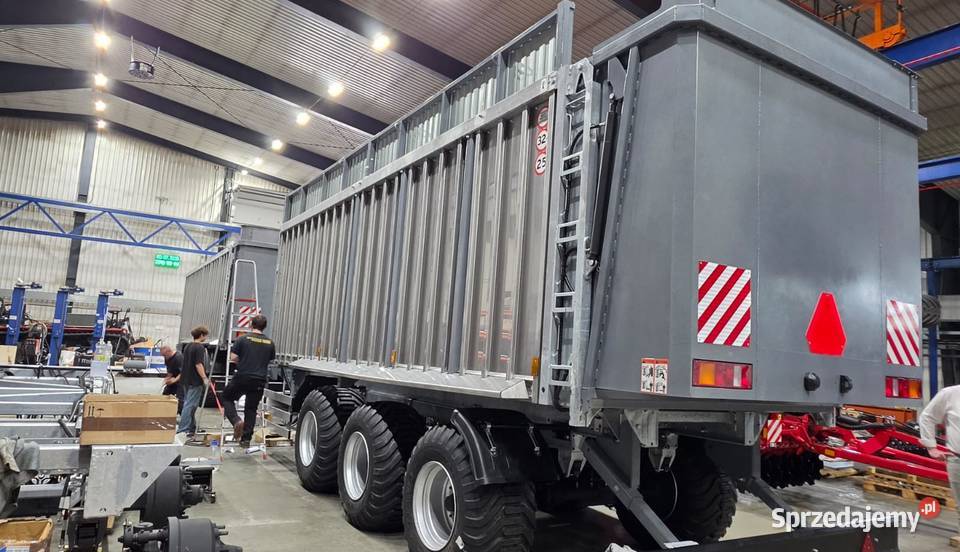 DEM Agro przyczepa objętościowa rozrzutnik podlaskie Sokoły