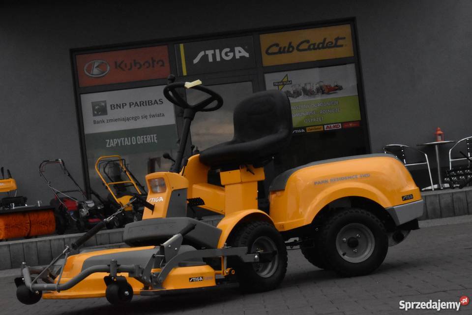 Kosiarka STIGA PARK Residence 4x4 Briggs 16 łódzkie Kobiele Wielkie