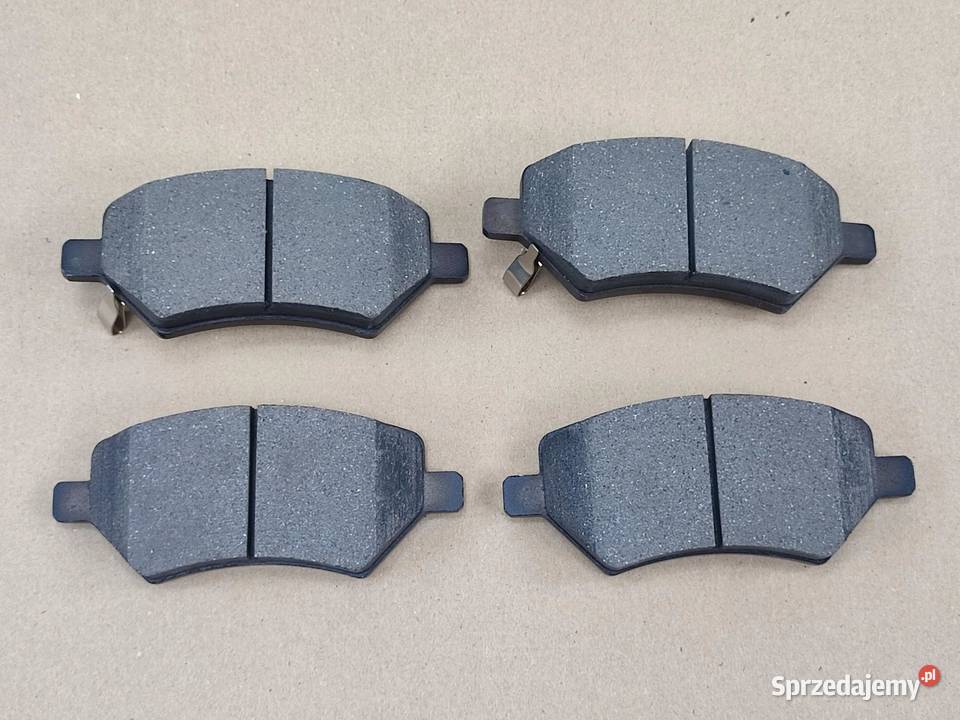 KLOCKI HAMULCOWE PRZÓD DR DR 5 SUV DR3 SUV 2011