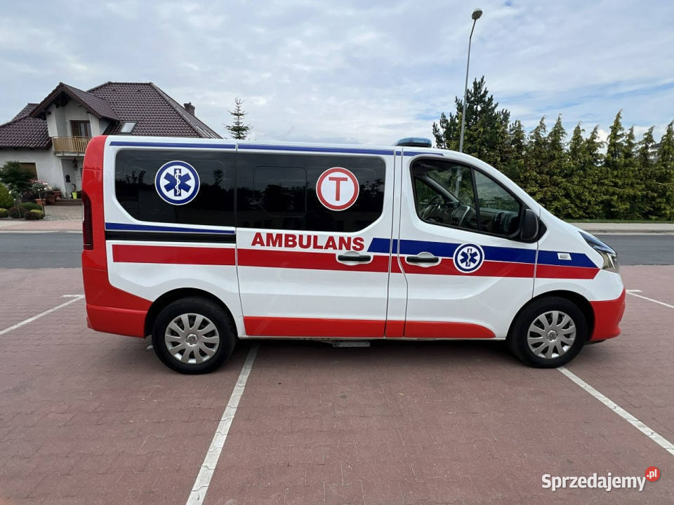 ambulansy Renault Trafic Renault Trafic Karetka komputer pokładowy Gostyń