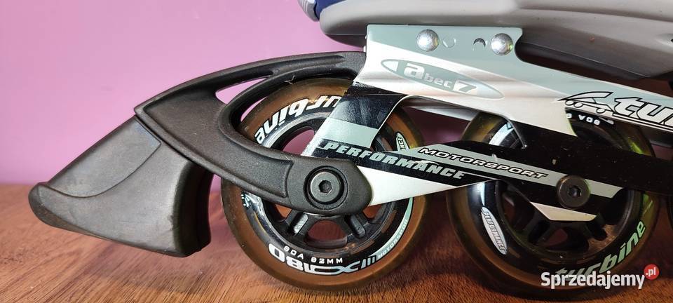 Rolki Turbine prawie nowe r 39 255 zakryte sprzedam