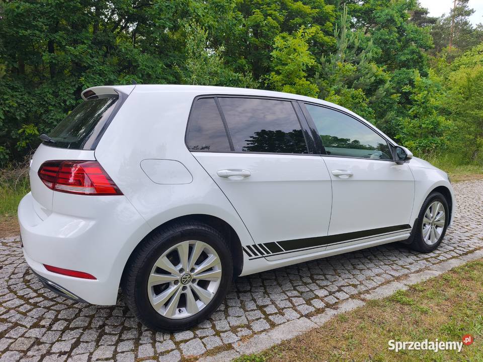 VW GOLF LIFT 2018r 10 TSI Rok produkcji 2018 Mława sprzedam
