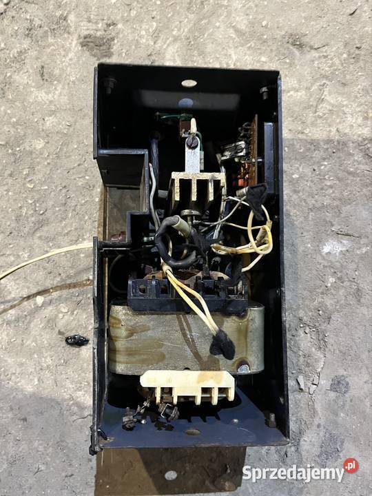 Prostownik z rozruchem Rosyjski radziecki 1224V Zwoleń