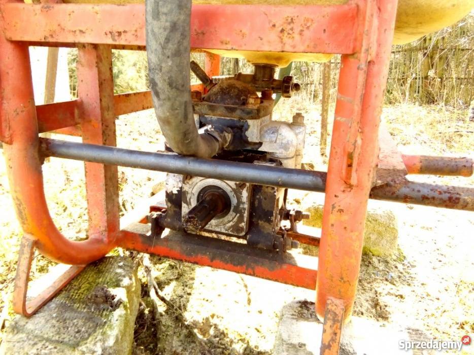 Opryskiwacz zawieszany 300l sprawny Opryskiwacze Skierbieszów