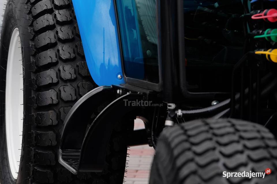 LS Tractor MT360 MEC 4x4 57 CAB TURF Tajęcina