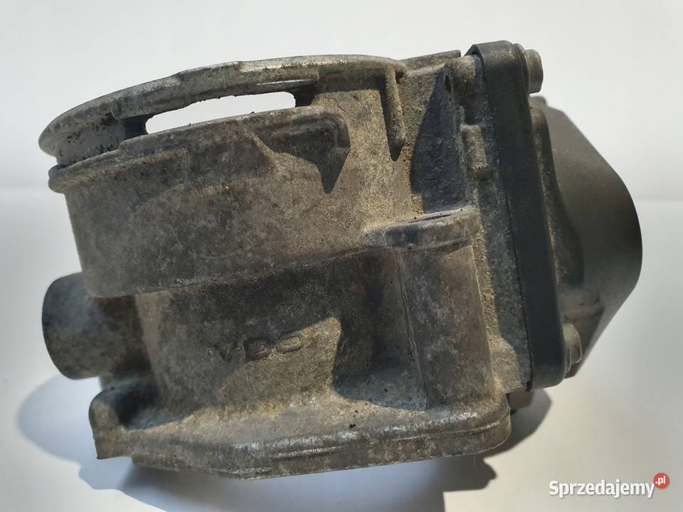 PRZEPUSTNICA VW Passat B6 20 TDI 03G128063A