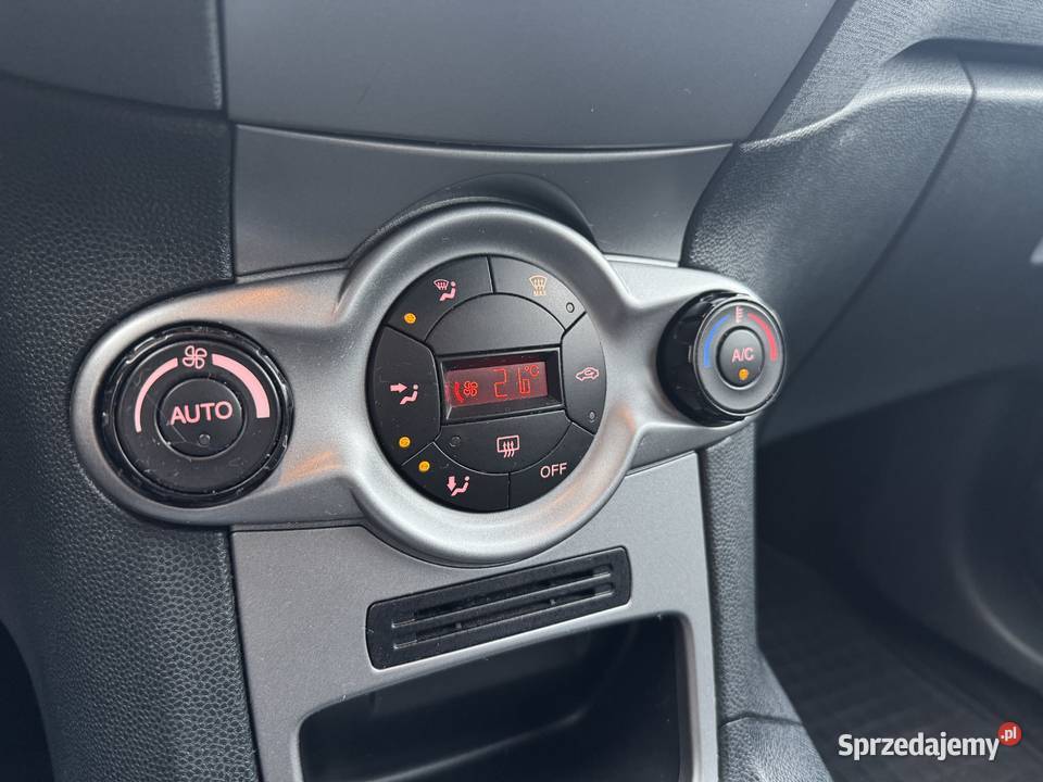 Ford Fiesta ekonomiczne autko na dojazdy 5l na 4/5 mazowieckie