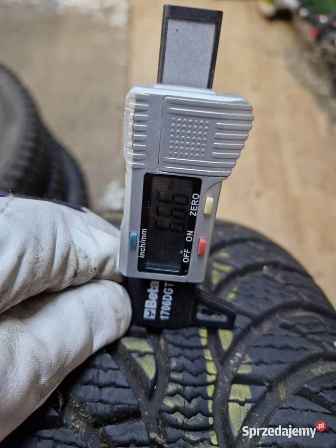 Komplet opon zimowych 19565R15 91T Fulda Trojany sprzedam