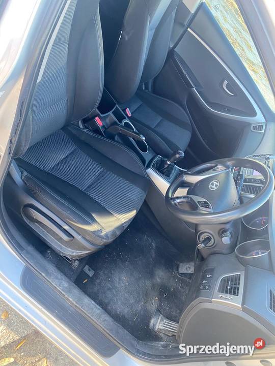 Hyundai i30 D4FB 16 CRDI 2017 Anglik diesel Annopol sprzedam