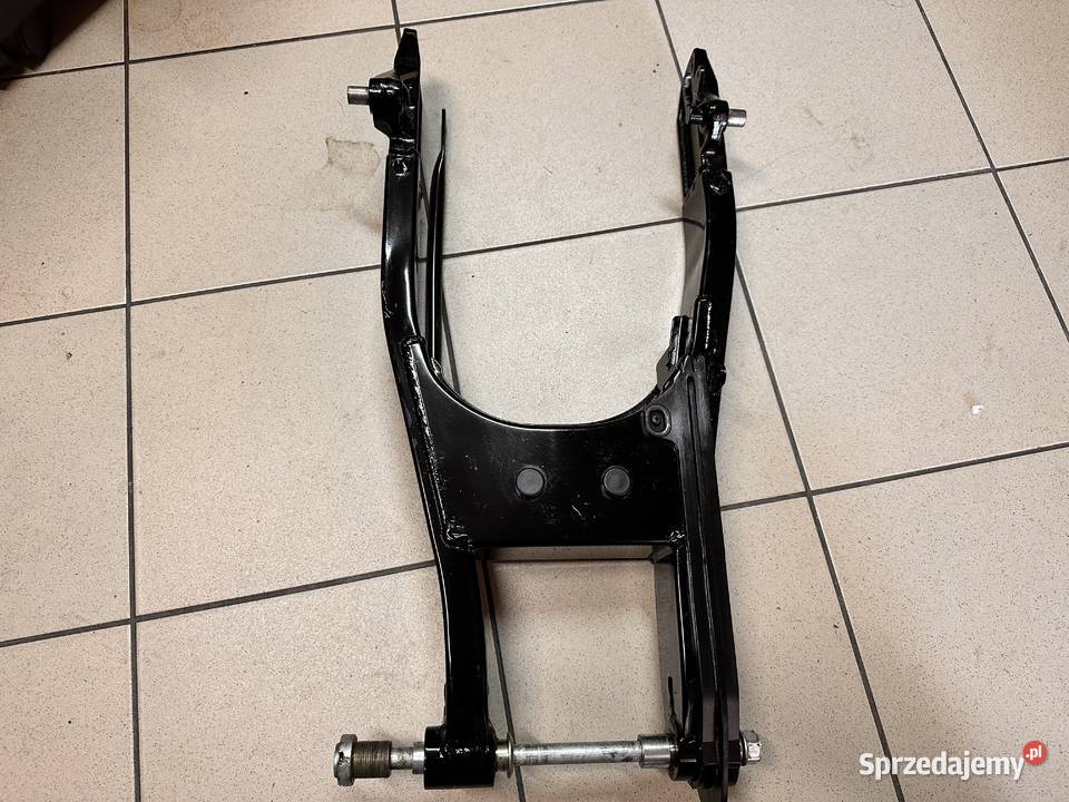 Wahacz tył Honda Shadow VT 750 Black Widow RC44 Pozostałe Brzeszcze
