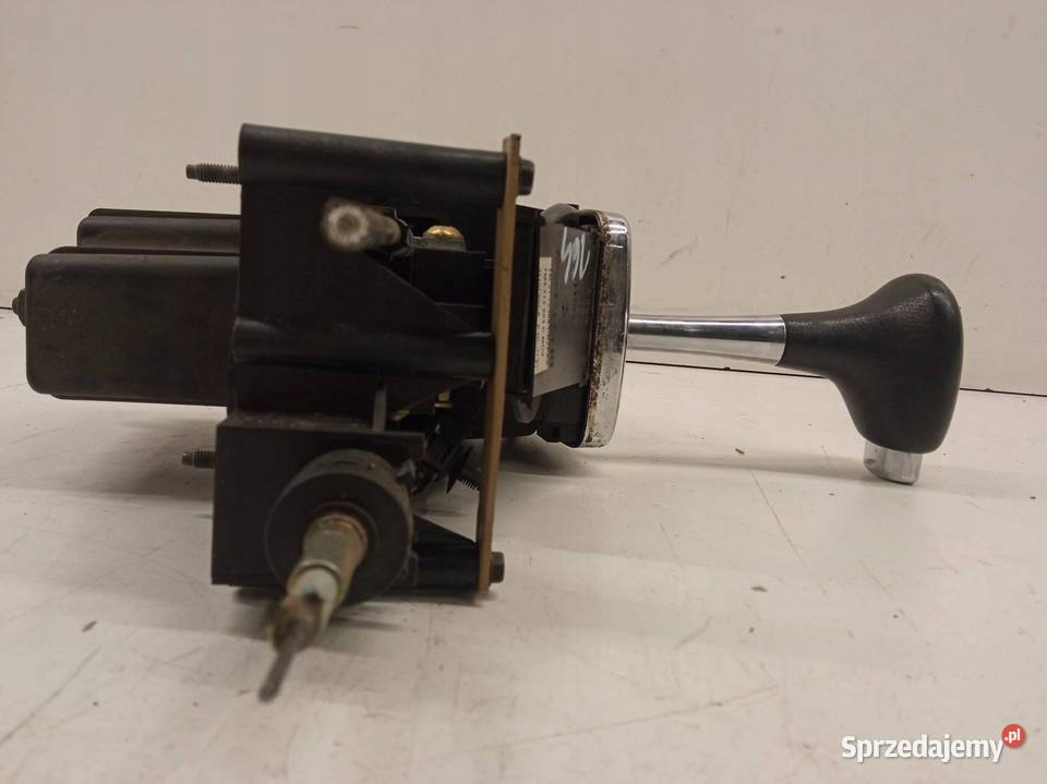 LEWAREK SKRZYNI BIEGÓW WYBIERKA AUTOMAT 19 TDI