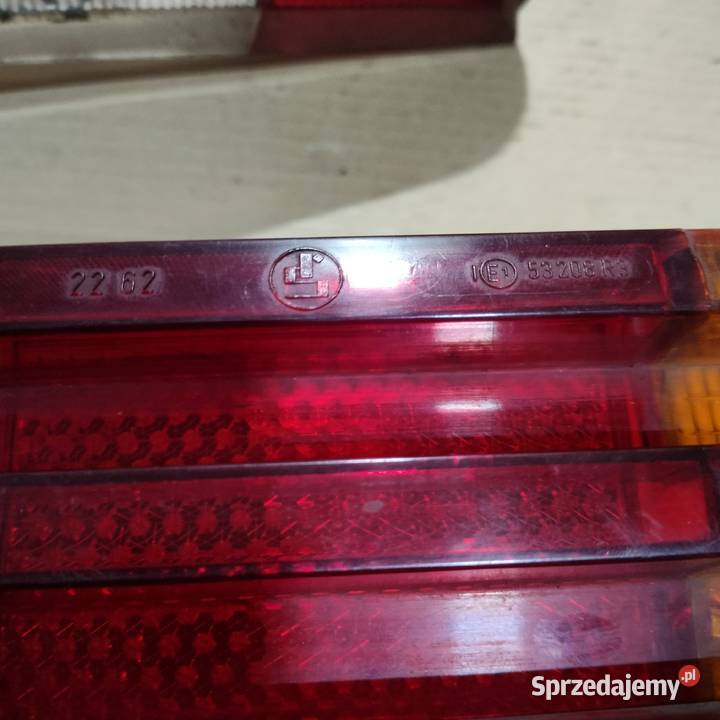 Mercedes W114 W115 komplet kloszy lamp tylnich osobowe