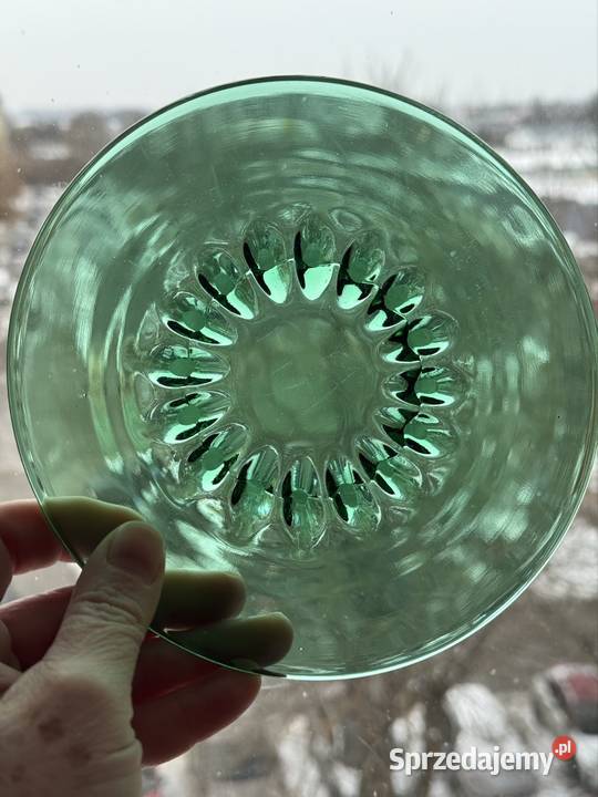 Talerzyki szmaragdowe z Ząbkowic podkarpackie Mielec