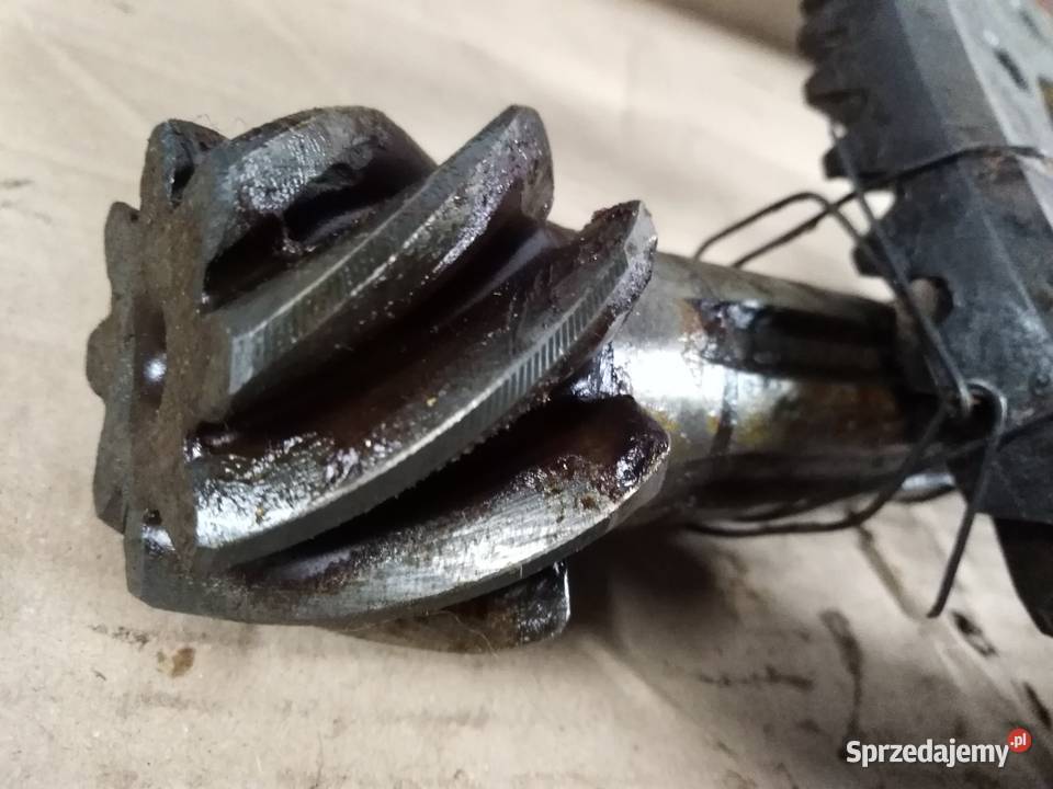 Syrena fabrycznie nowy wałek atakujący koło Rok produkcji 1980