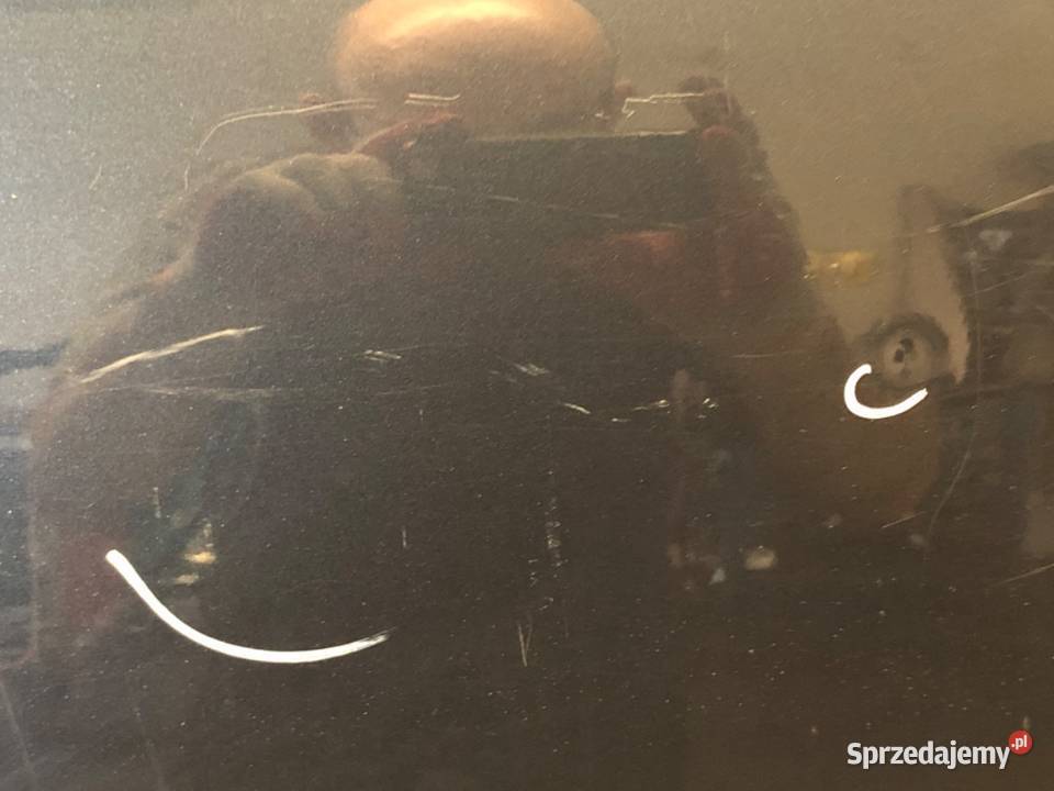 DRZWI PRAWY TYŁ VW JETTA III SedanLimuzyna 0413 osobowe