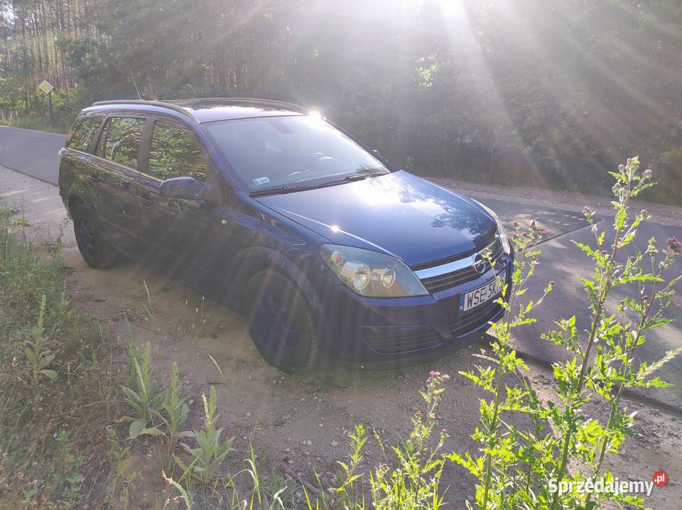Astra H 16 benzyna 105 kombi stan alefelgi 105KM kujawsko-pomorskie Golub-Dobrzyń