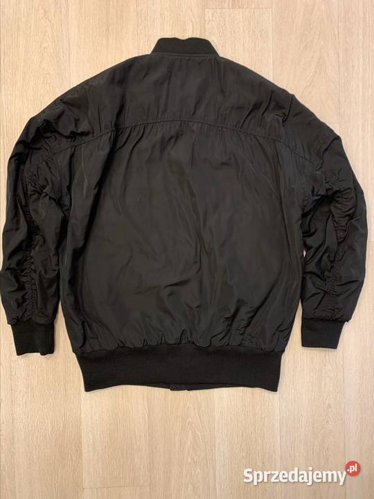 Czarna kurtka bomberka oversize ASOS Zakopane
