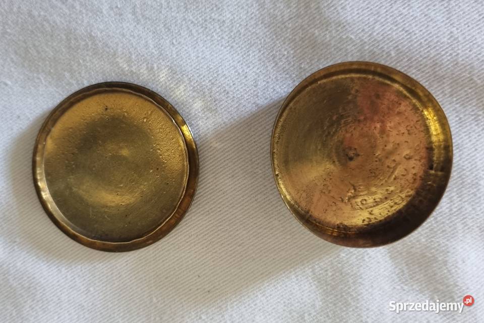 Mosiężne maleńkie pudełko na krem wazelinę