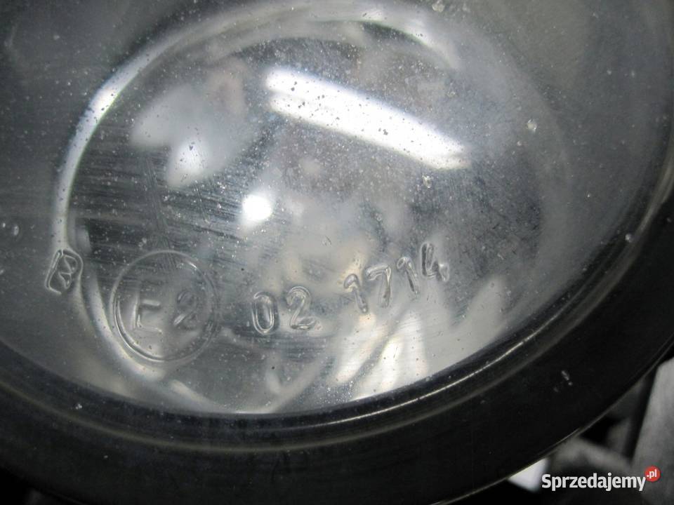 LAND ROVER FREELANDER II 06r halogen prawy osobowe Lampy przeciwmgielne