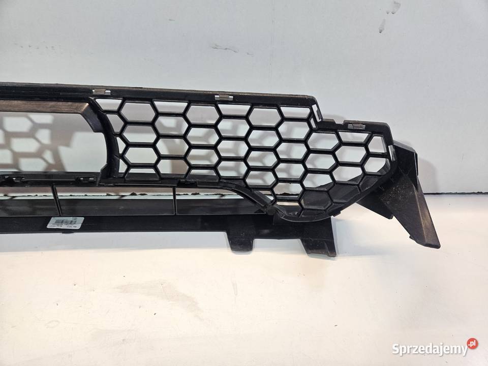 BMW X3M F97 KRATKA ŚRODKOWA ZDERZAKA PRZÓD sprzedam