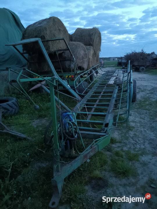 Przyczepa samozaładowcza do bel Sypniewo