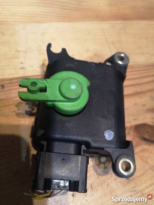 Silniczek nagrzewnicy AUDI A3 8L 9600r 0 132 801