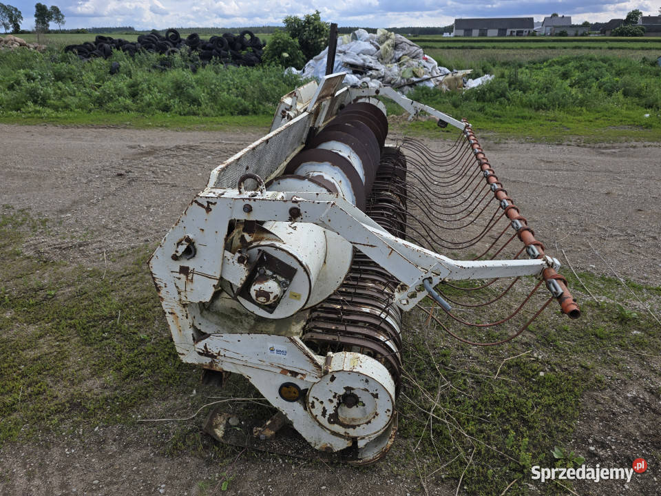 Podbieracz do zbioru trawy IDASS UNIVERSEL RG417 Włosty