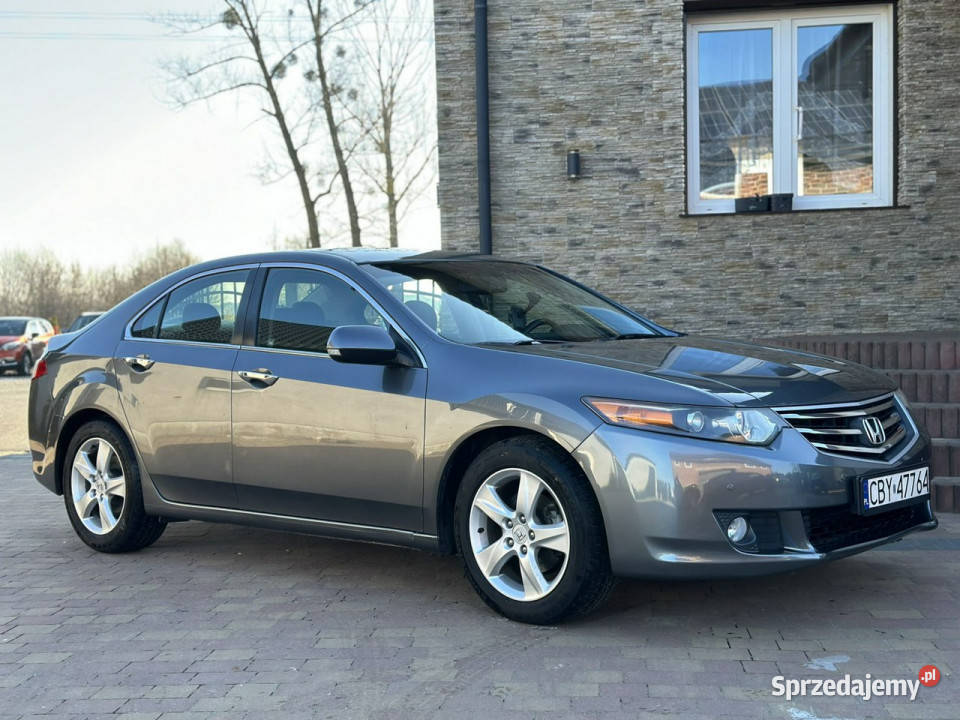 Honda Accord VIII 2008 Sadlno