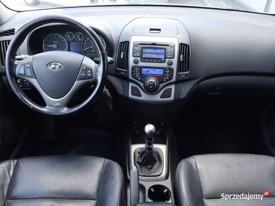 Hyundai i30 20 CVVT isofix Hyundai sprzedam