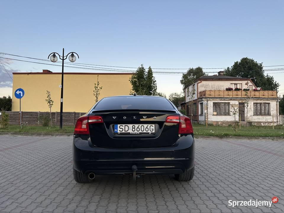 VOLVO S60 D3 DriveE Momentum 2015 r Zadbany 150KM Skarżysko-Kamienna