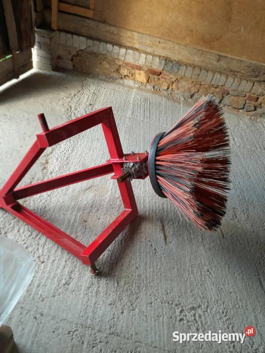 Wymiatarka do liści truskawek Iłża