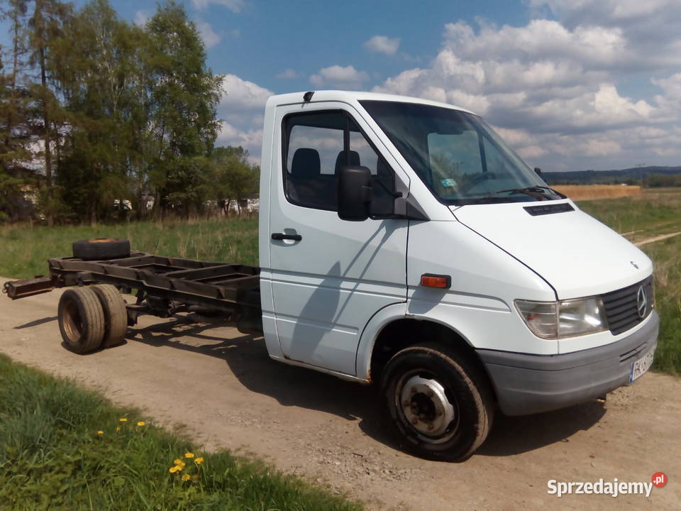 Mercedes Sprinter 412
