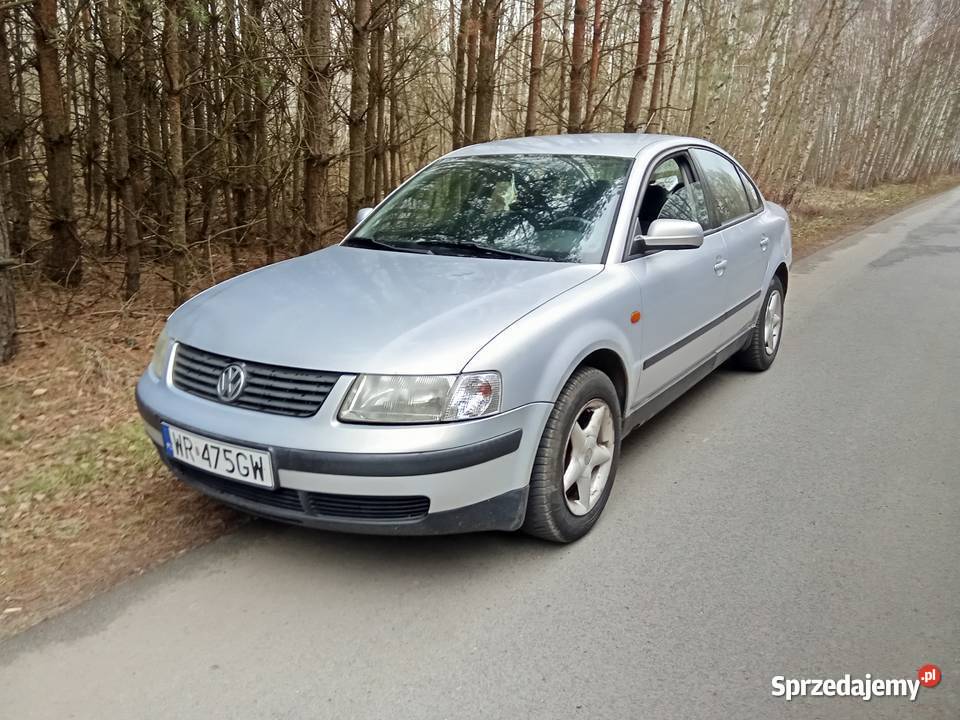 Sprzedam volkswagena passata B5 długie opłaty na 247000km Passat mazowieckie Potworów