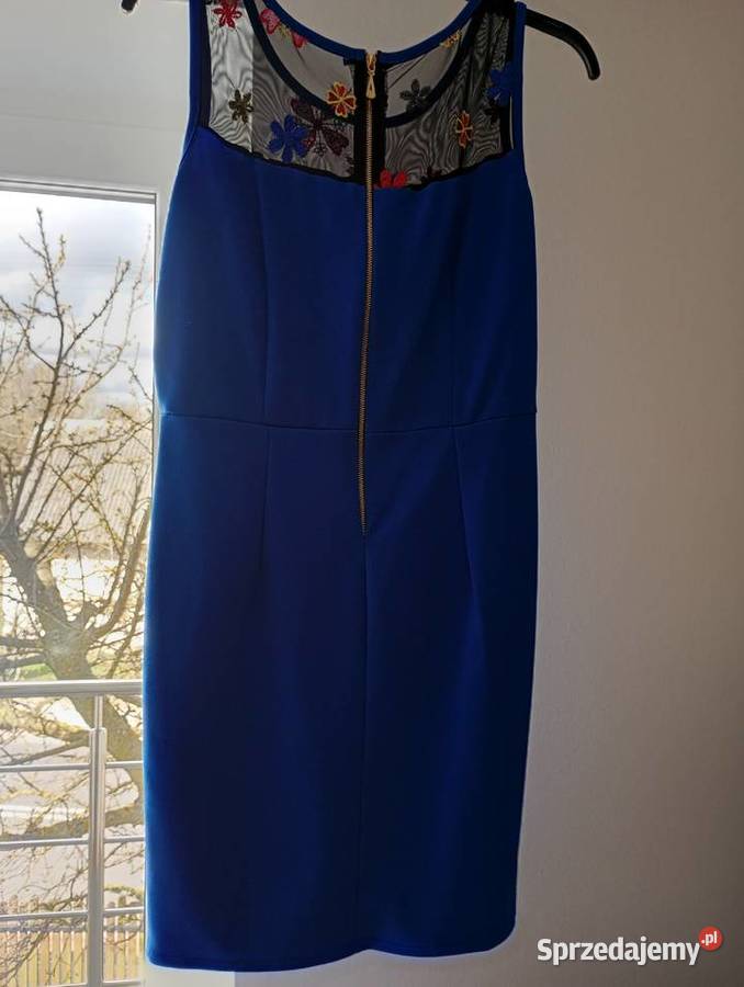 Sukienka w kwiaty Okrzeja