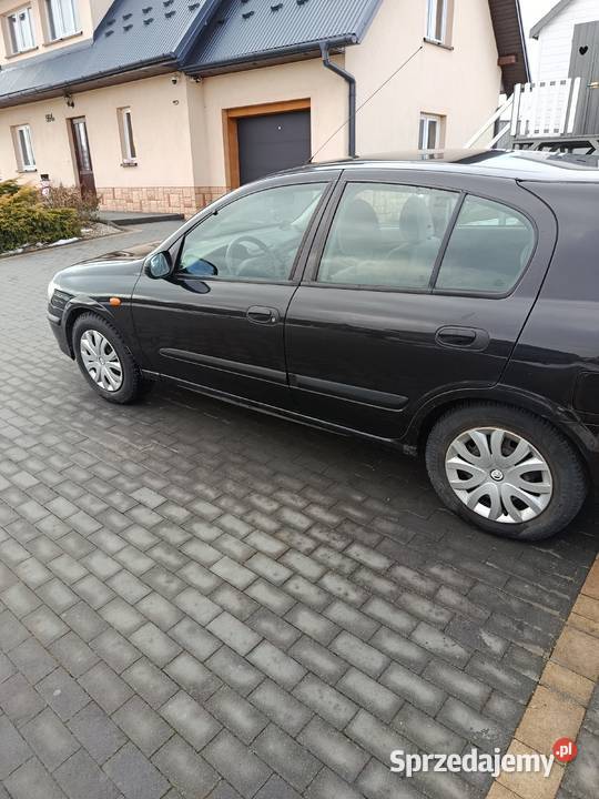 Nissan almera 2002 15 bgaz Almera podkarpackie sprzedam