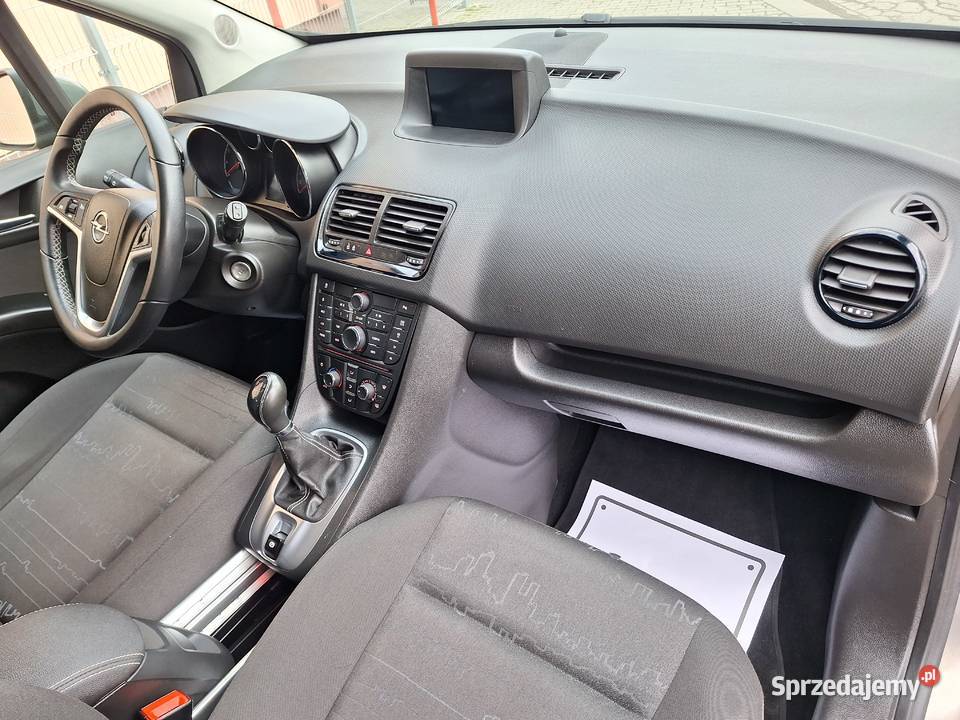 14 BENZYNASPROWADZONYSERWISOWANYIDEALNY DO GAZU wspomaganie kierownicy Samochody osobowe lubelskie