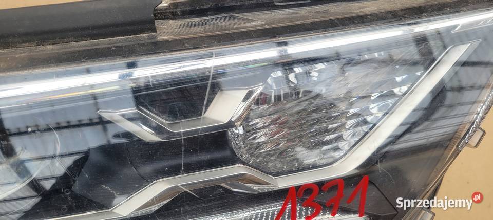 REFLEKTOR PRAWY LAMPA PRAWA TOYOTA RAV4 V FULL Ruda Śląska