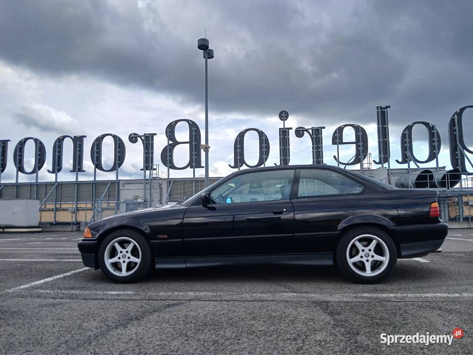 1995 BMW 318is E36 M42 Coupe w kolorze Schwarz Kraków
