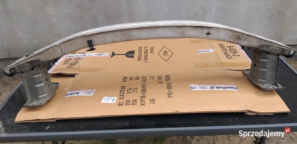 Belka przednia i dwie strefy zgniotu Toyota mazowieckie Nowy Dwór Mazowiecki