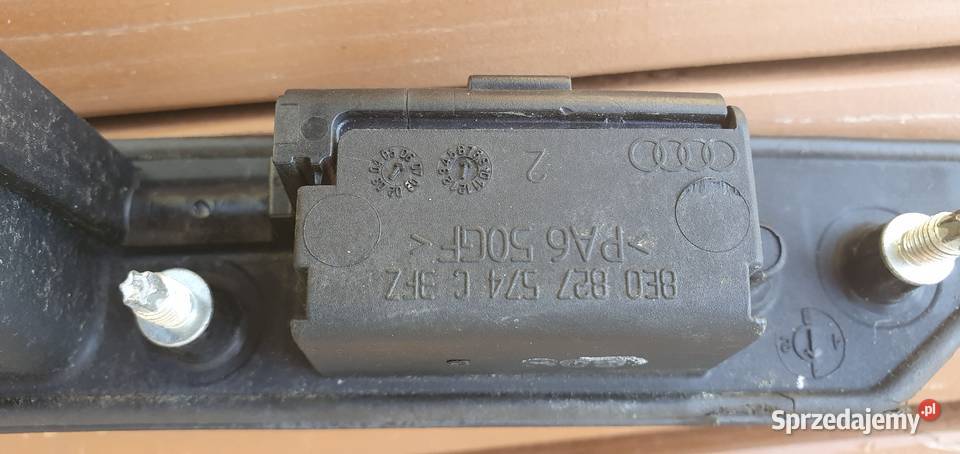 audi a4 listwa podświetlenia rablicy z klamką Słupsk