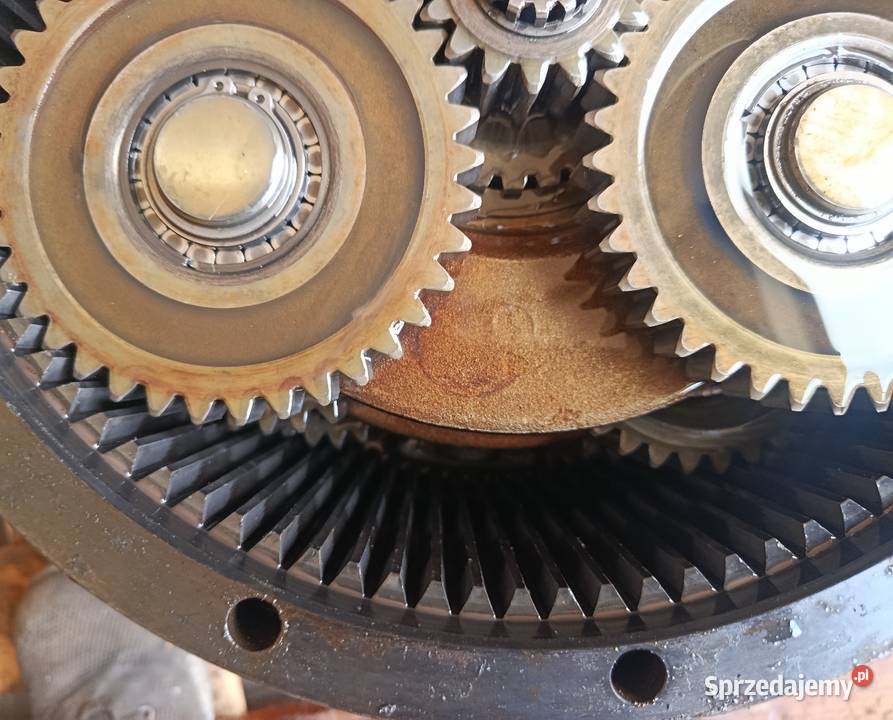 Zwolnica Linde GK27 Final Drive do koparki Stan Wrocław