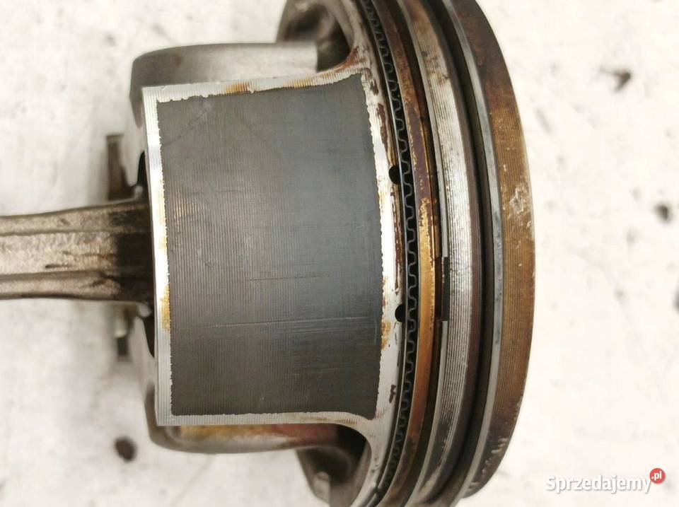 TŁOK KORBOWÓD 83P35 20 CGI 45 AMG 421