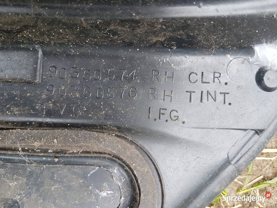 OPEL ASTRA F ASTRA I SEDAN SZYBA PRAWA TYL