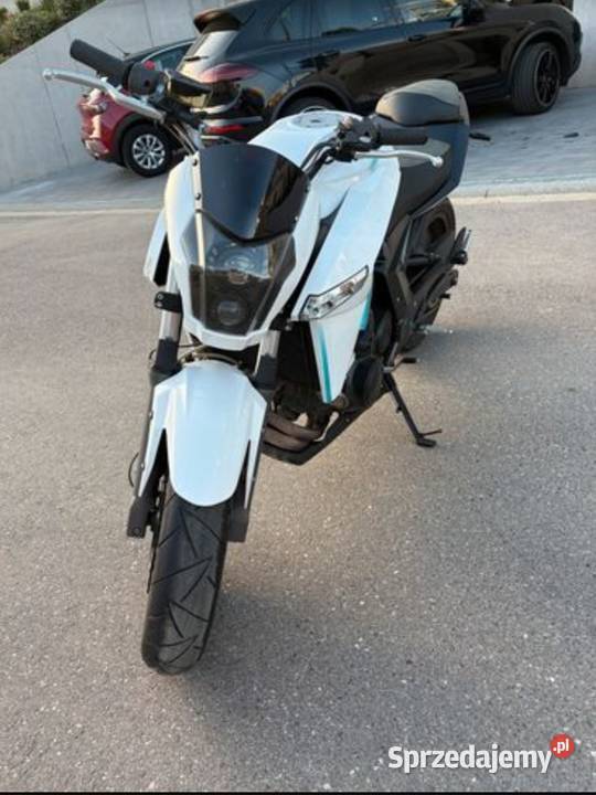 Cfmoto 650nk 2017 5200przebieg Rok produkcji 2017 Brzostek sprzedam