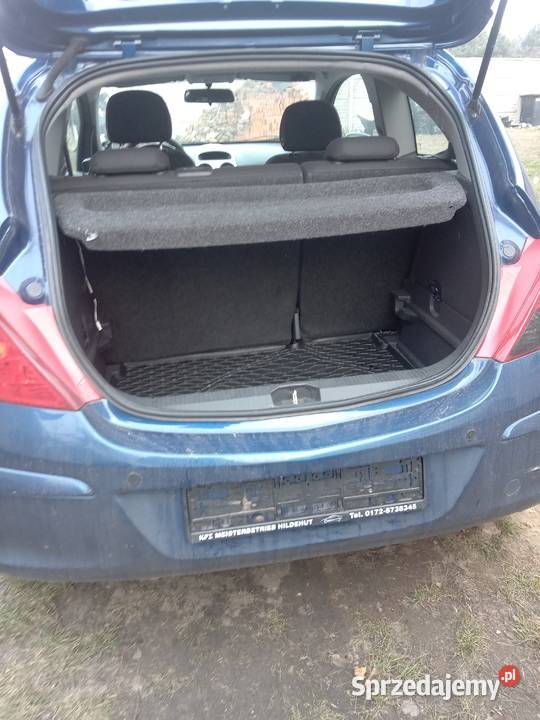 Opel Corsa 08 09r radio Ostrowiec Świętokrzyski