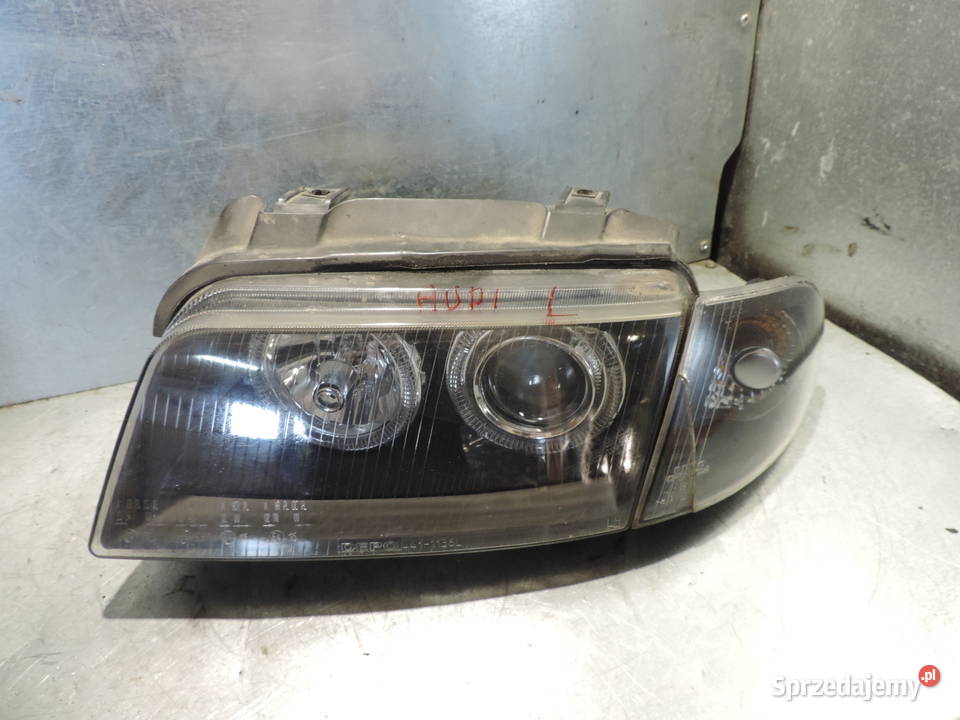LAMPA LEWA PRZEDNIA AUDI A3 8L