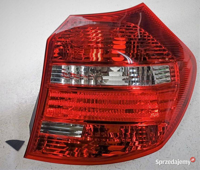LAMPA TYLNA PRAWA BMW 1 E81 E82 E87 E88 LIFT osobowe Skarżysko-Kamienna sprzedam