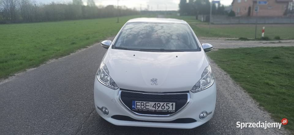 Peugeot 208 super stan Motoryzacja łódzkie Bełchatów
