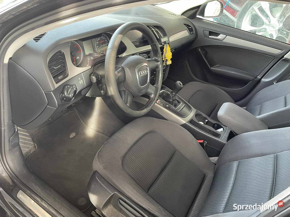 Sprzedam Audi A4 b8 kombi 136 koni Wieluń