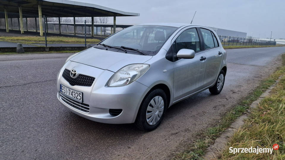 Toyota Yaris 10 2007r Salon Klima 5drzwi Samochody osobowe łódzkie Pabianice